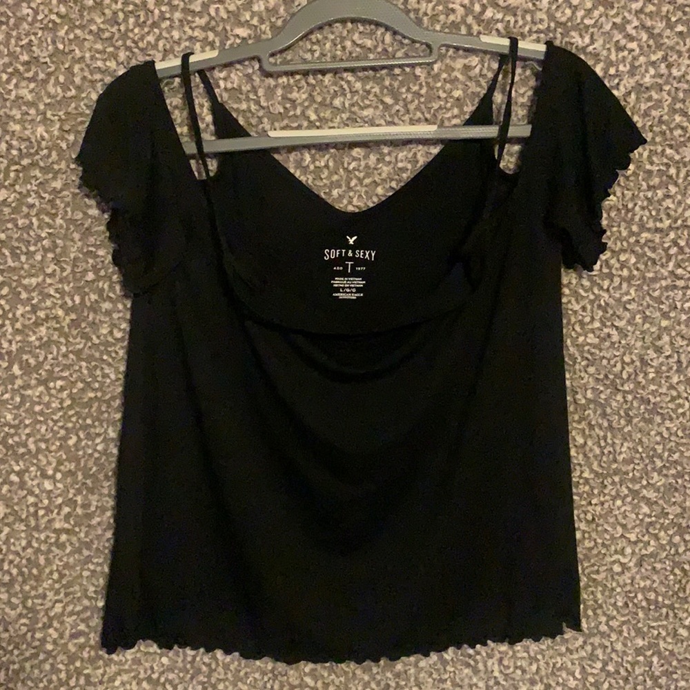 American Eagle Outfitters cropped top